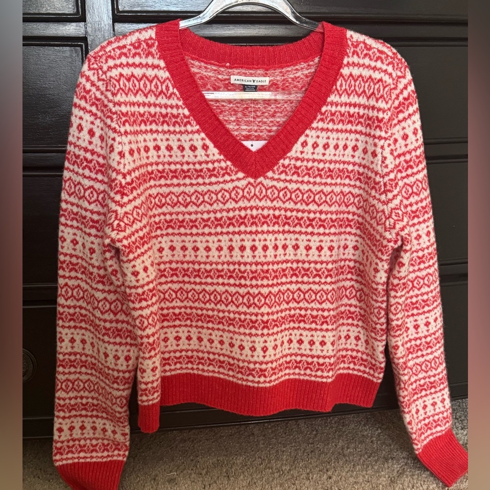 American Eagle NWT Women’s red fairisle sweater in size XL